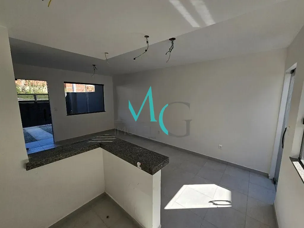 Imagem Casa com 2 dormitórios à venda, 65 m² por R$ 275.000 - Campo Grande - Rio de Janeiro/RJ