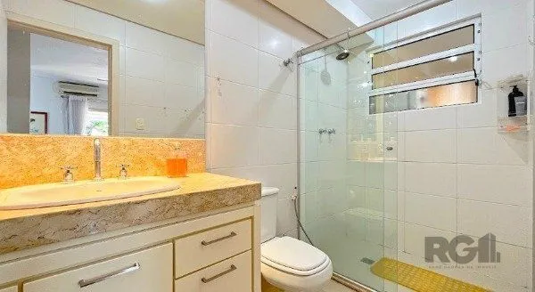 Imagem MAGNÍFICA CASA EM LOCALIZAÇÃO PRIVILEGIADA - TRANQUILIDADE E CONFORTO