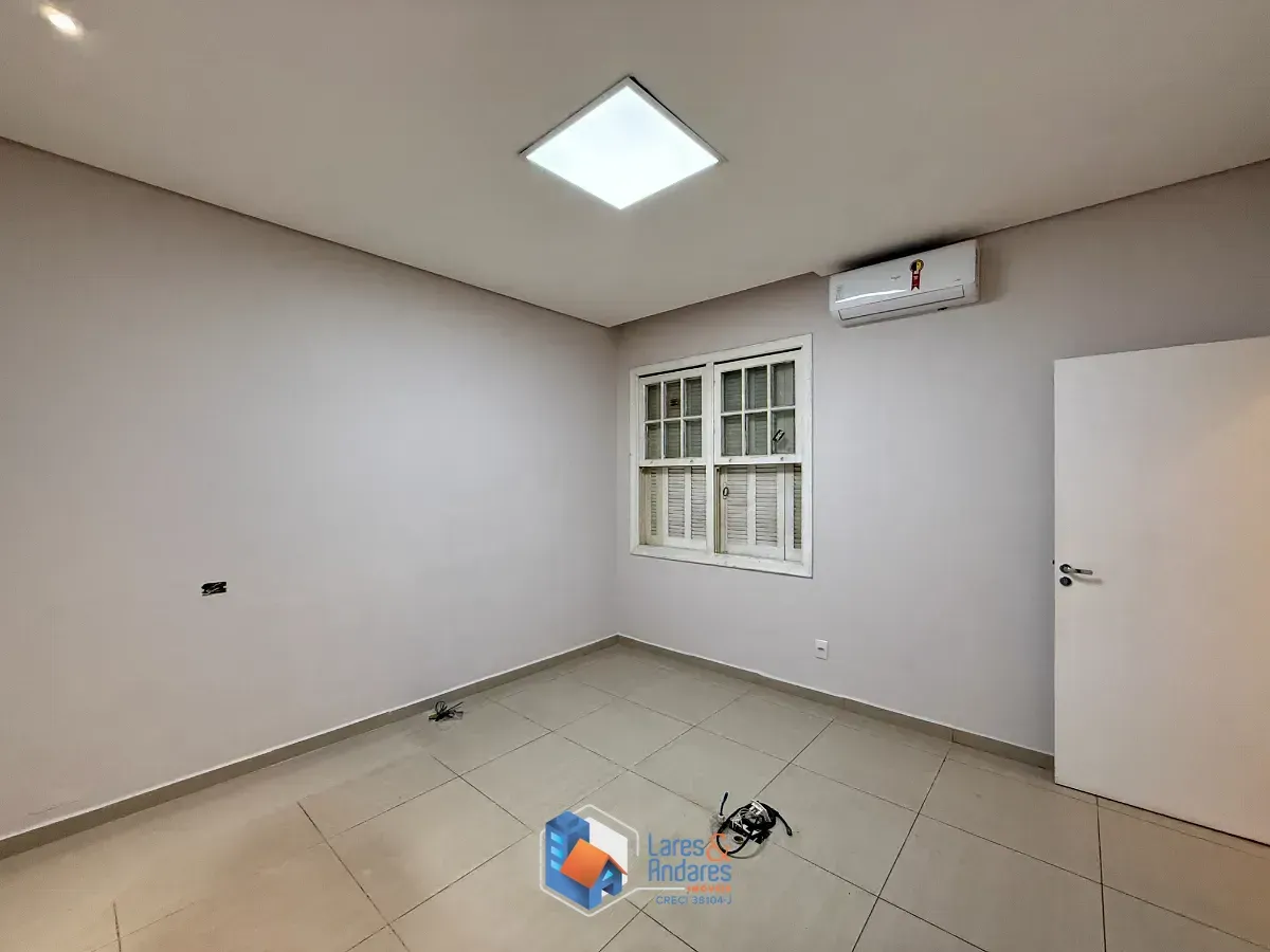 Imagem Casa comercial para venda em Socorro, 246m²