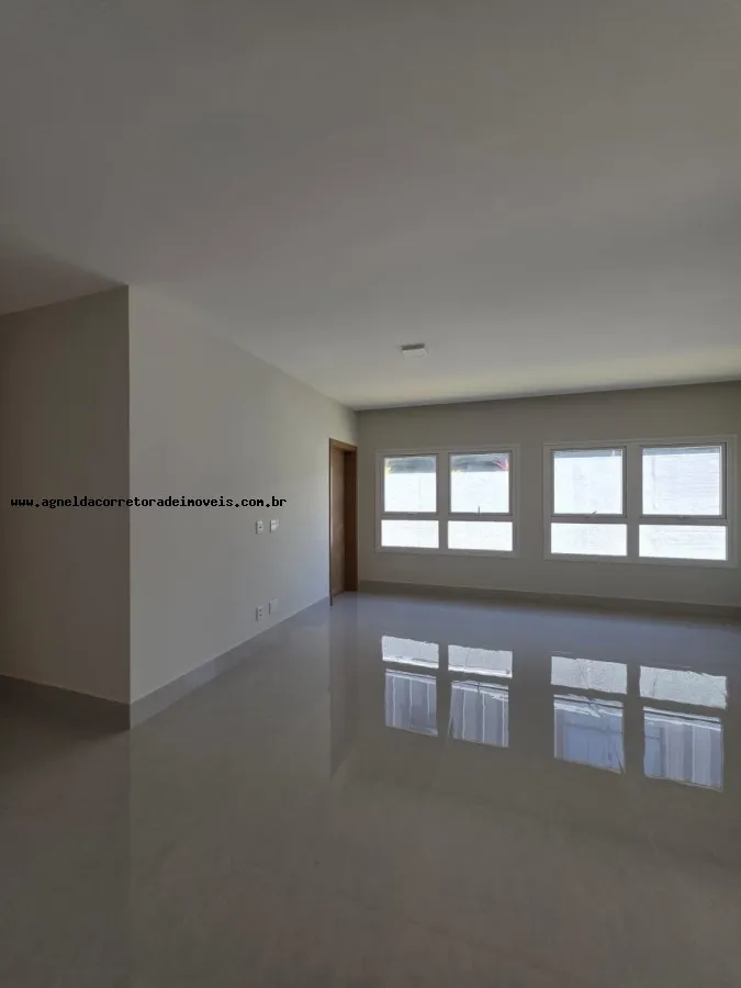 Imagem Casa em Condomínio para Venda em Parnamirim, Pium (Distrito Litoral), 3 dormitórios, 3 suítes, 4 banheiros, 4 vagas