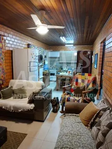 Imagem Ótima casa à venda em Arroio do Sal - Mobiliada, 3 dormitórios