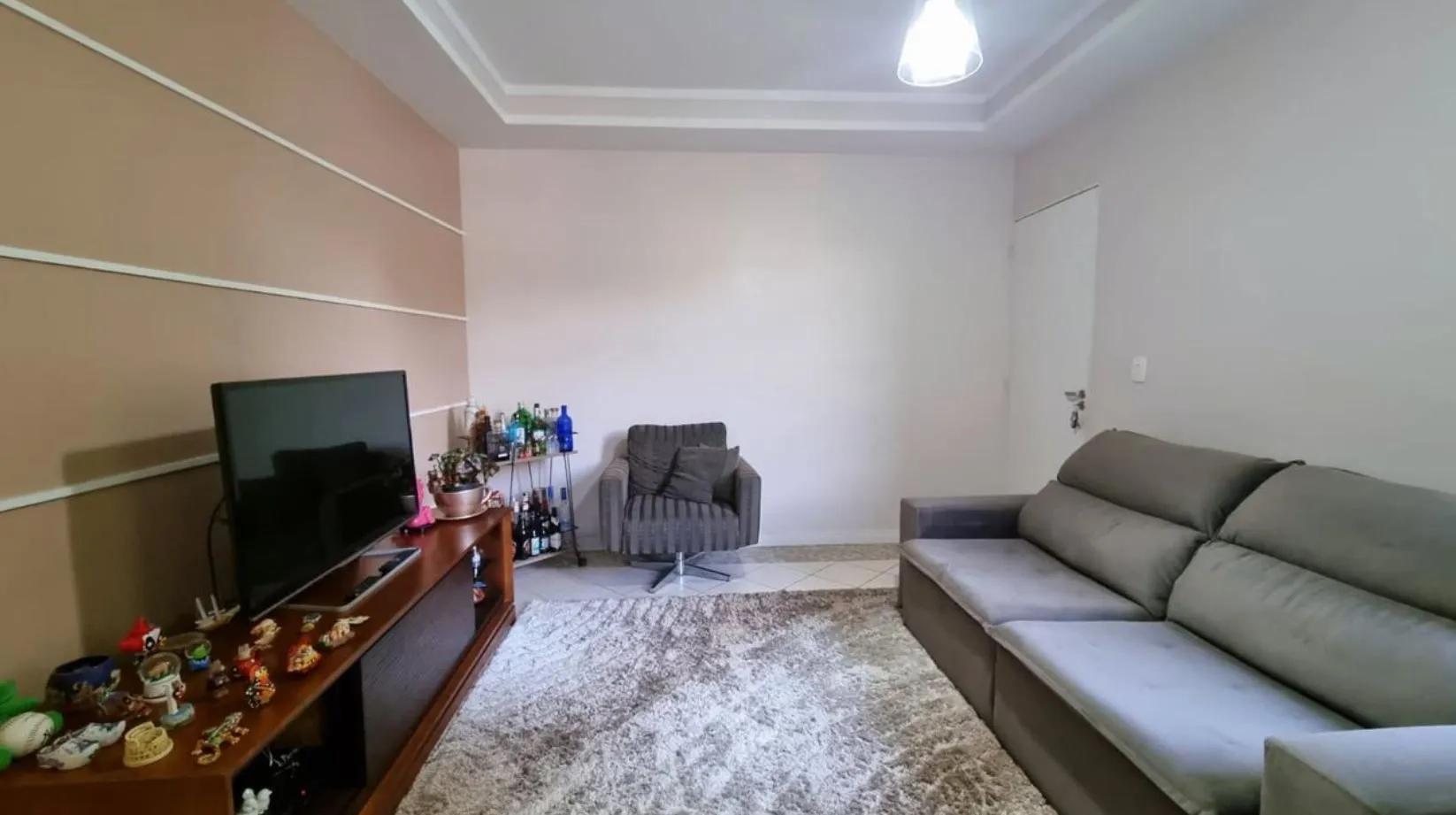 Imagem Apto a Venda de 56m², 2 Dormitórios, 1 Vaga de Garagem ?? Seu Refúgio no Jardim Samambaia.