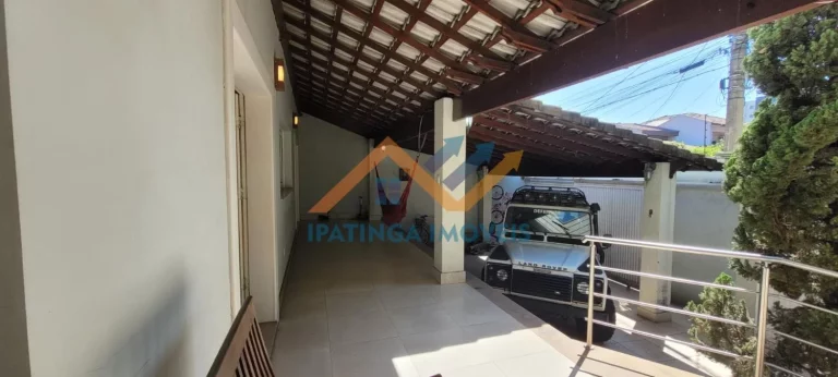 Imagem Casa de 4 quartos e 3 vagas de garagem no Imbaúbas