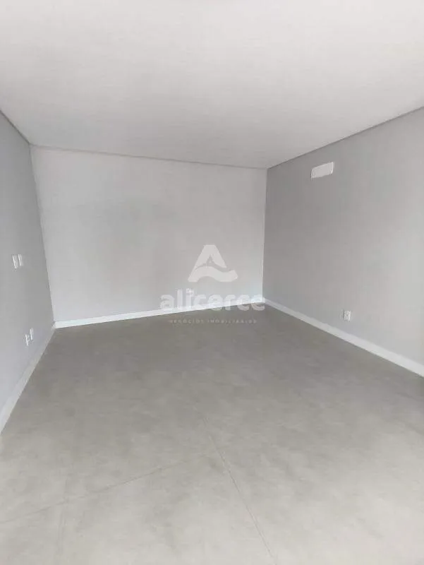 Imagem Apartamento à venda com 3 quartos 1 suíte, 87m² em Barreiros São José