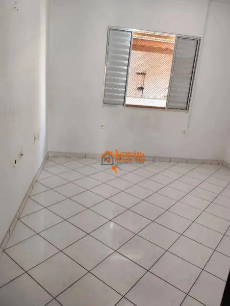 Imagem Sobrado com 3 dormitórios à venda, 170 m² por R$ 530.000,00 - Jardim Santa Clara - Guarulhos/SP
