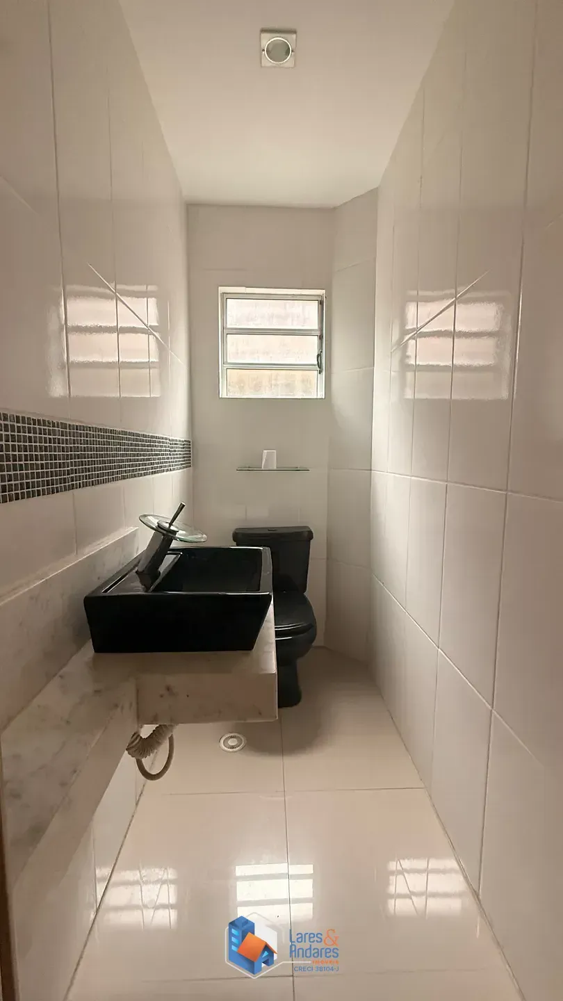 Imagem Sobrado para venda em Jardim Nova Germania com 4 quartos, sendo 4 suítes, 270m²