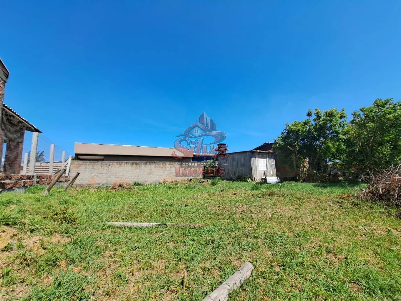 Imagem Terrenos 150 m² cercados em Marisul