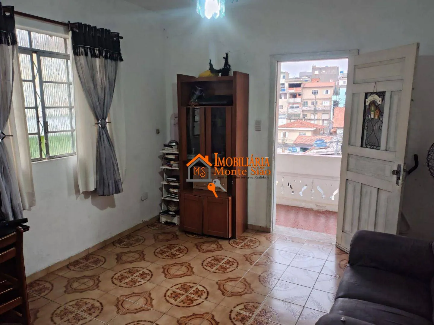 Imagem Casa com 5 dormitórios à venda, 180 m² por R$ 640.000,00 - Parque Marabá - Guarulhos/SP
