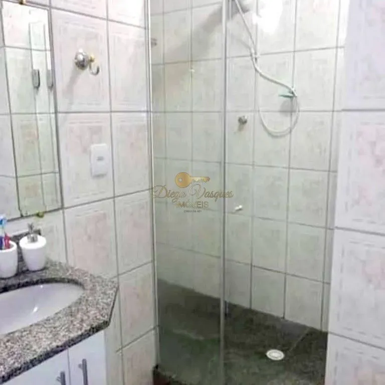 Imagem Casa em Condomínio para Venda em Teresópolis / RJ no bairro Albuquerque