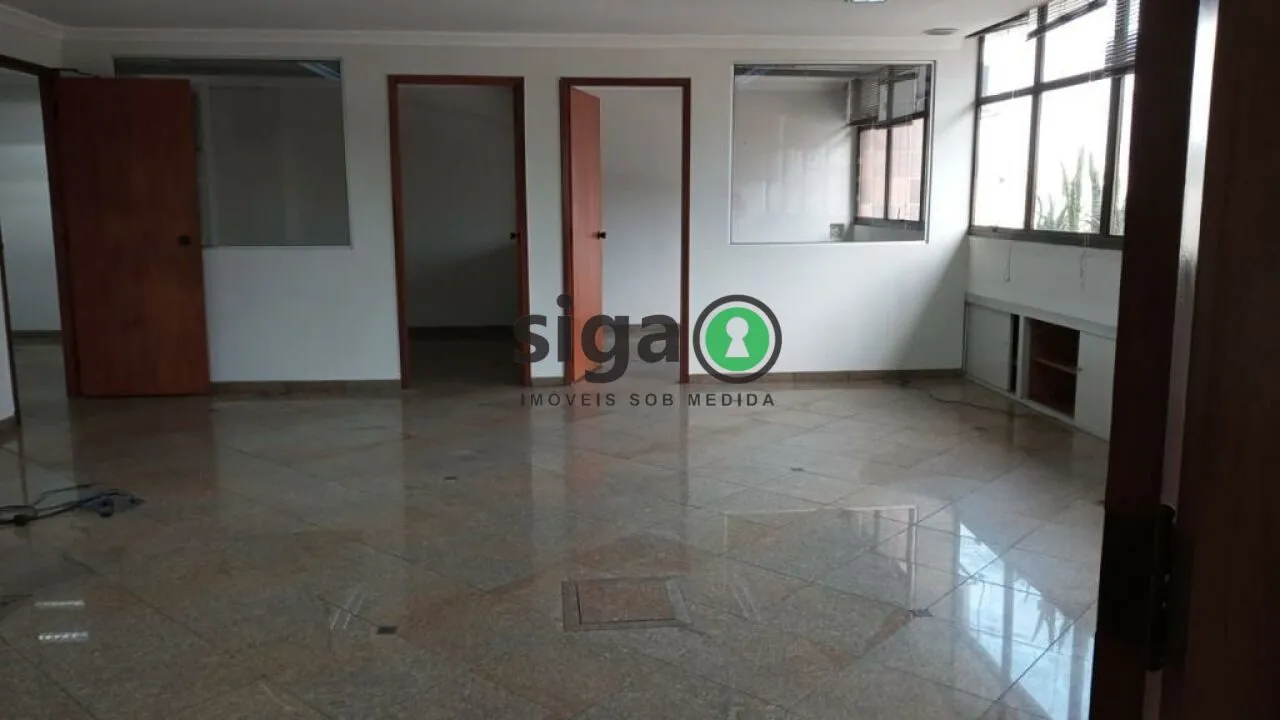 Imagem Imóvel Comercial e 6banheiros à Venda, 290m² por R$ 2.500.000
