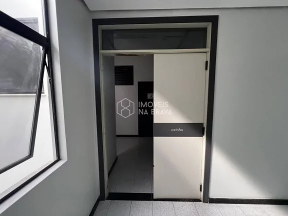 Imagem SALA COERCIAL PARA ALUGAR - 321,04 METROS QUADRADOS - CENTRO - ITAJAI/SC