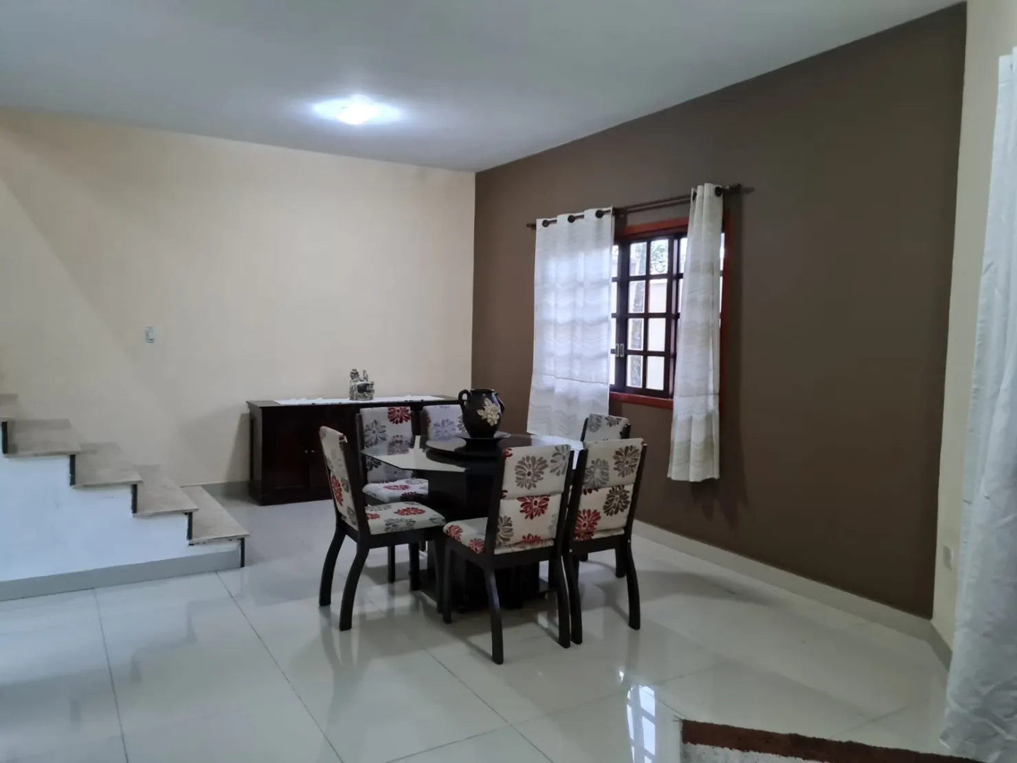 Imagem Casa à venda 3 Quartos, 2 Suites, 3 Vagas, 290M², Vila Suiça, Pindamonhangaba - SP