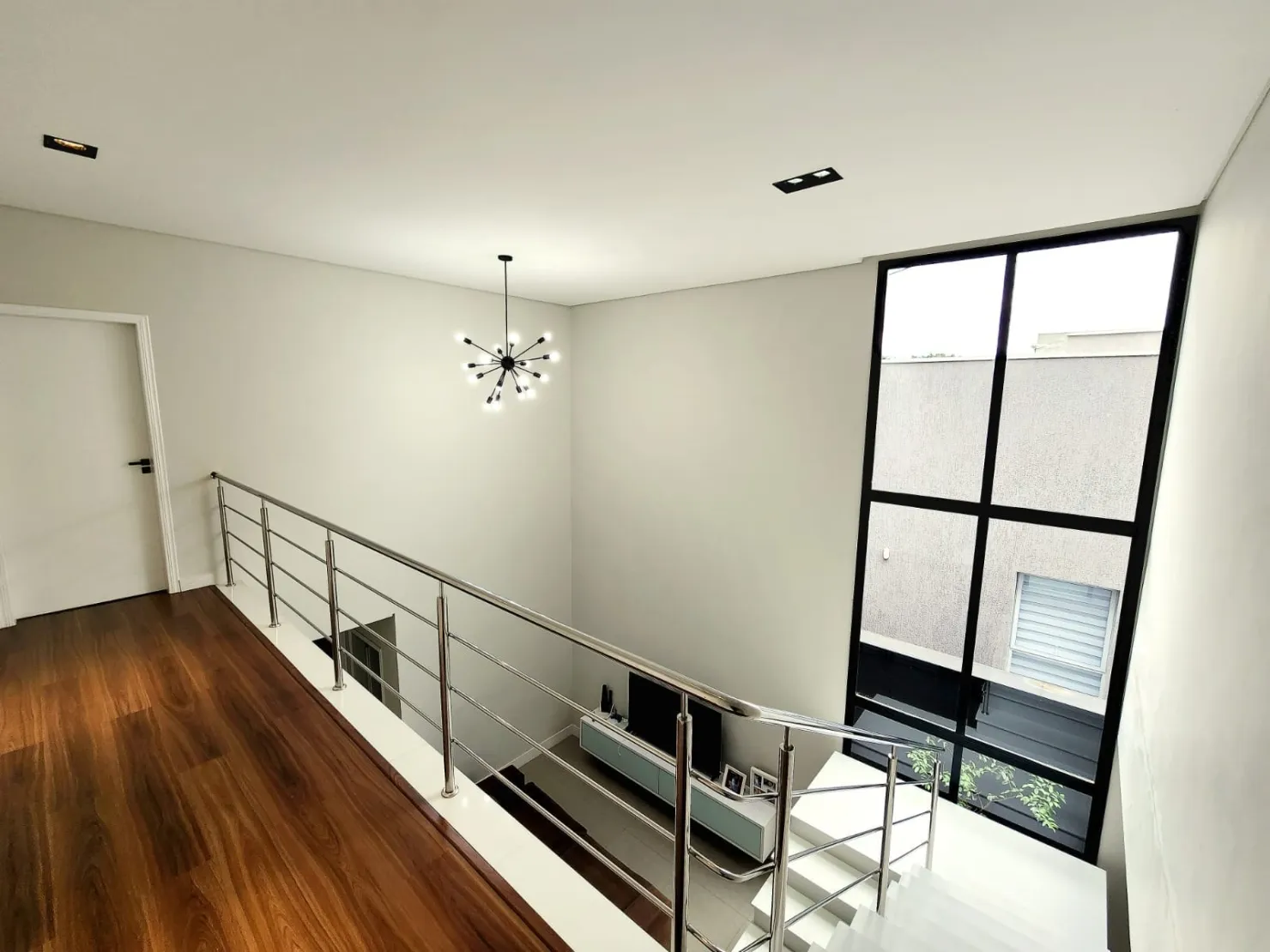 Imagem Casa à venda 4 Quartos, 2 Suites, 2 Vagas, 300M², Piracangaguá, Taubaté - SP | Condomínio Ouroville