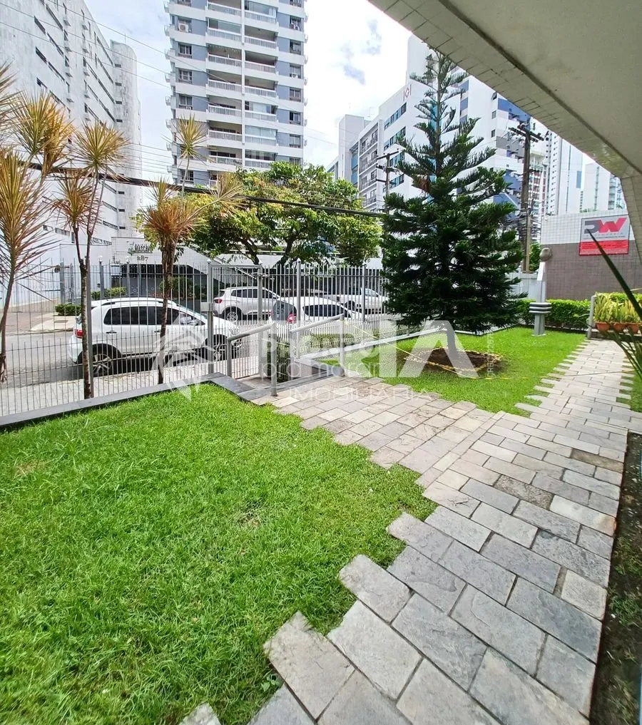Imagem Apartamento de 4 quartos, 181m² no bairro Aflitos, em Recife