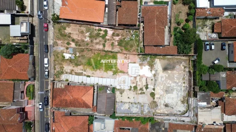 Imagem Terreno à venda, 1.613 m2 no Centro de Franca