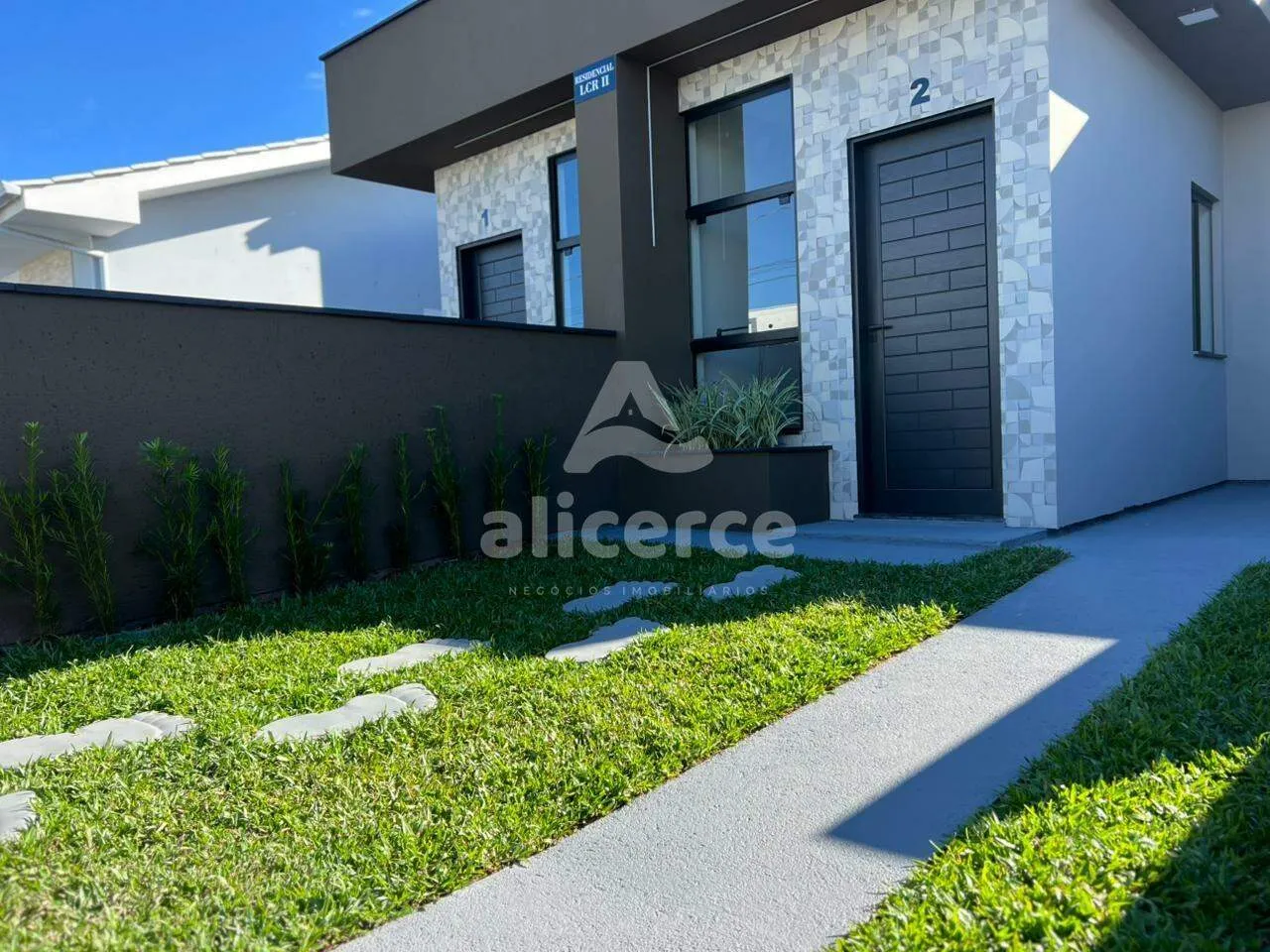 Imagem Casa Geminada à venda l 2 Dormitórios l 45m² l Bela Vista - Palhoça/SC