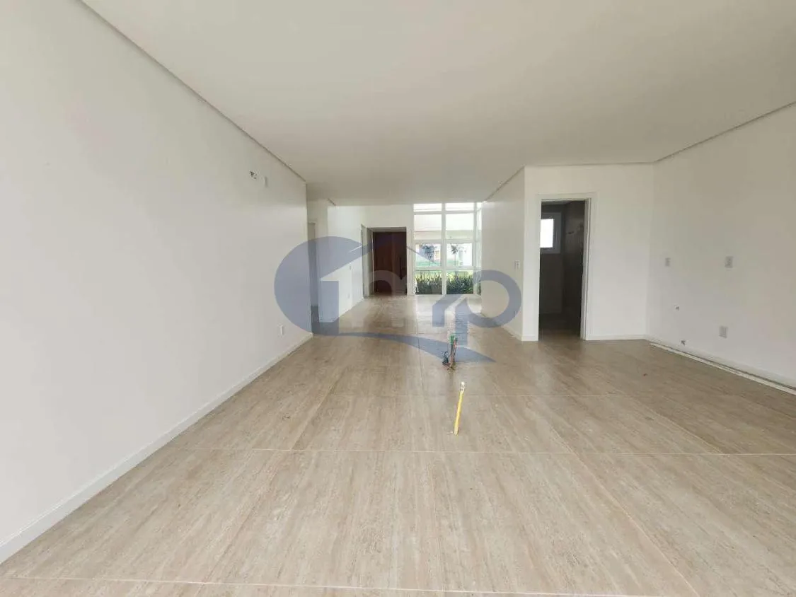 Imagem Casa a venda com 4 suites no Engenho Velho em Torres/RS