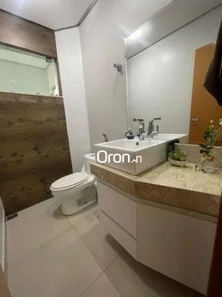 Imagem Sobrado com 4 dormitórios à venda, 230 m² por R$ 980.000,00 - Cidade Jardim - Goiânia/GO