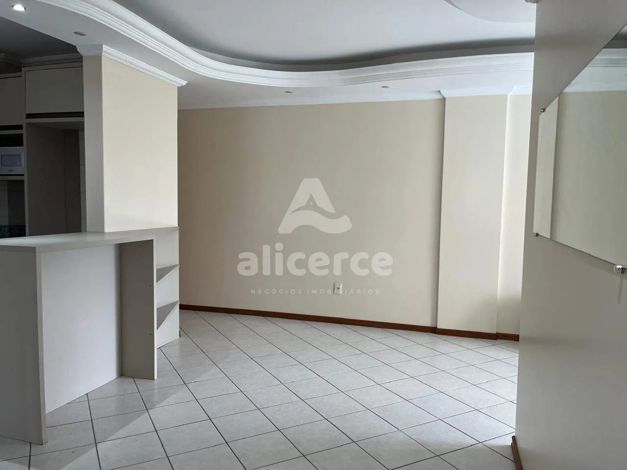 Imagem Apartamento à venda - 3 quartos I 1 suíte I 85m² I Semi mobiliado I Piscina - em Barreiros São José