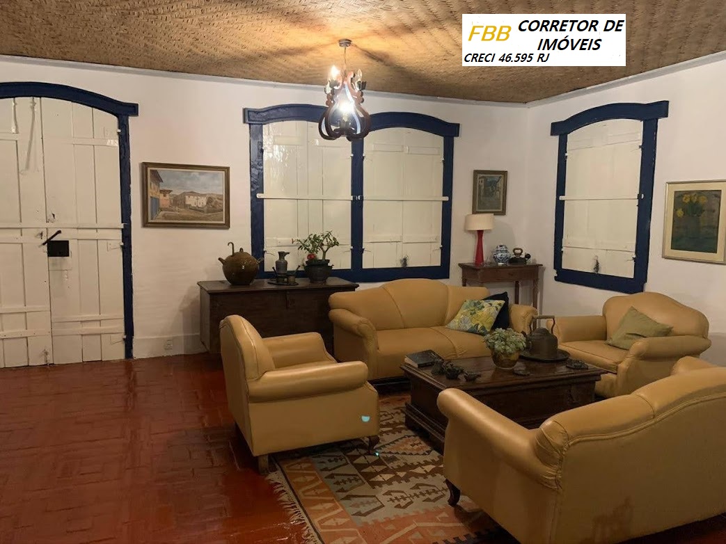 Imagem Casa com 7 Quartos à Venda, 2 metros em Ogiva - Cabo Frio