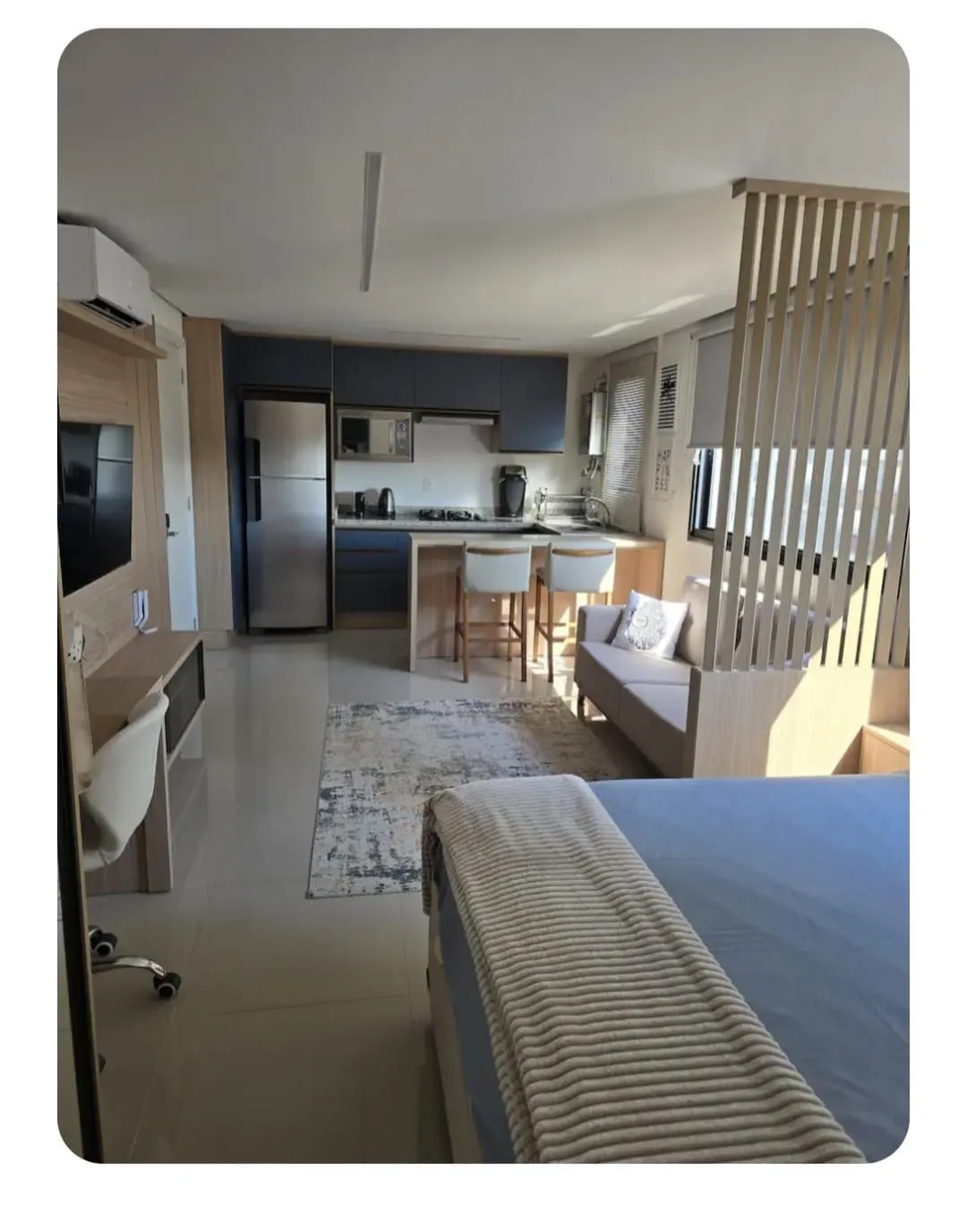 Imagem Studio mobiliado, com 30m² privativos, 1 vaga - Cidade Baixa
