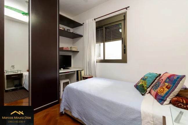 Imagem Apartamento com 75 m², 3 Dorm ( 1 suíte), Varanda, 1 Vaga , Edifício com Portaria 24 hs, Academia, Piscina e Churrasqueira