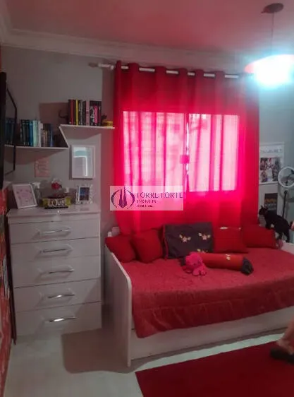 Imagem Linda Casa com 3 Suítes e Piscina no Jardim Imperador 