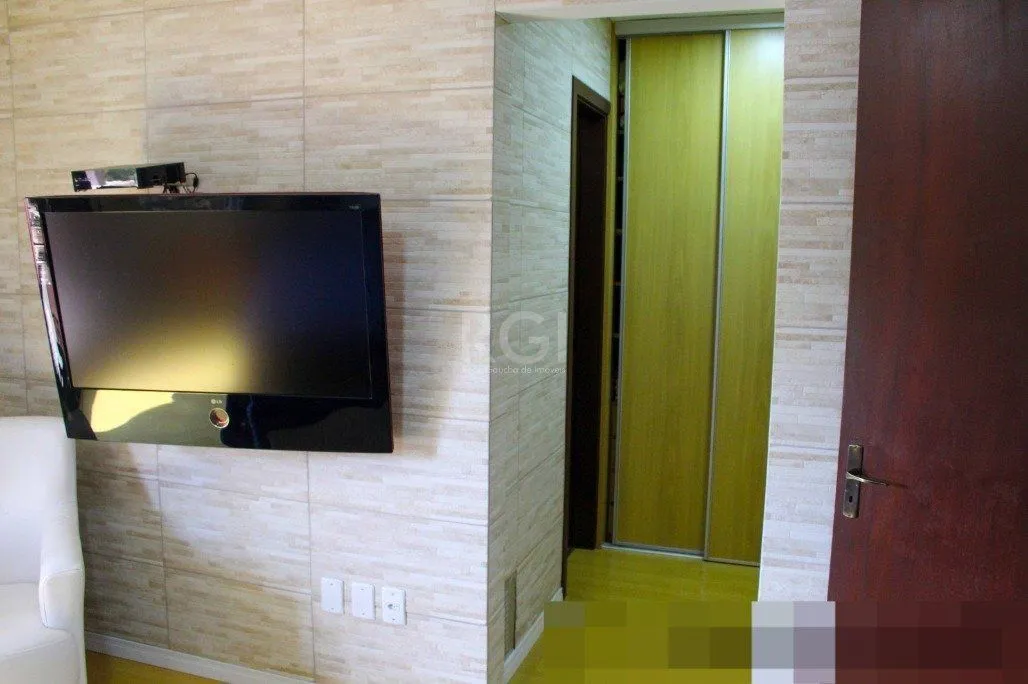 Imagem Sobrado para Venda - 266m², 3 dormitórios, sendo 1 suites, 2 vagas - Ipanema