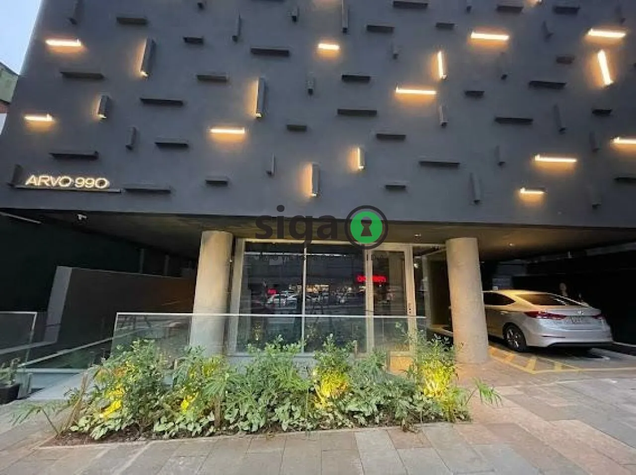Imagem Loja para locação com 389m², 2 banheiros, fachada Ativa, em Pinheiros, no contrapiso