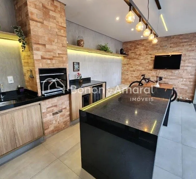 Imagem "Sobrado Moderno com 3 Suítes, Piscina e Área Gourmet no Condomínio Vila Murano - Valinhos"