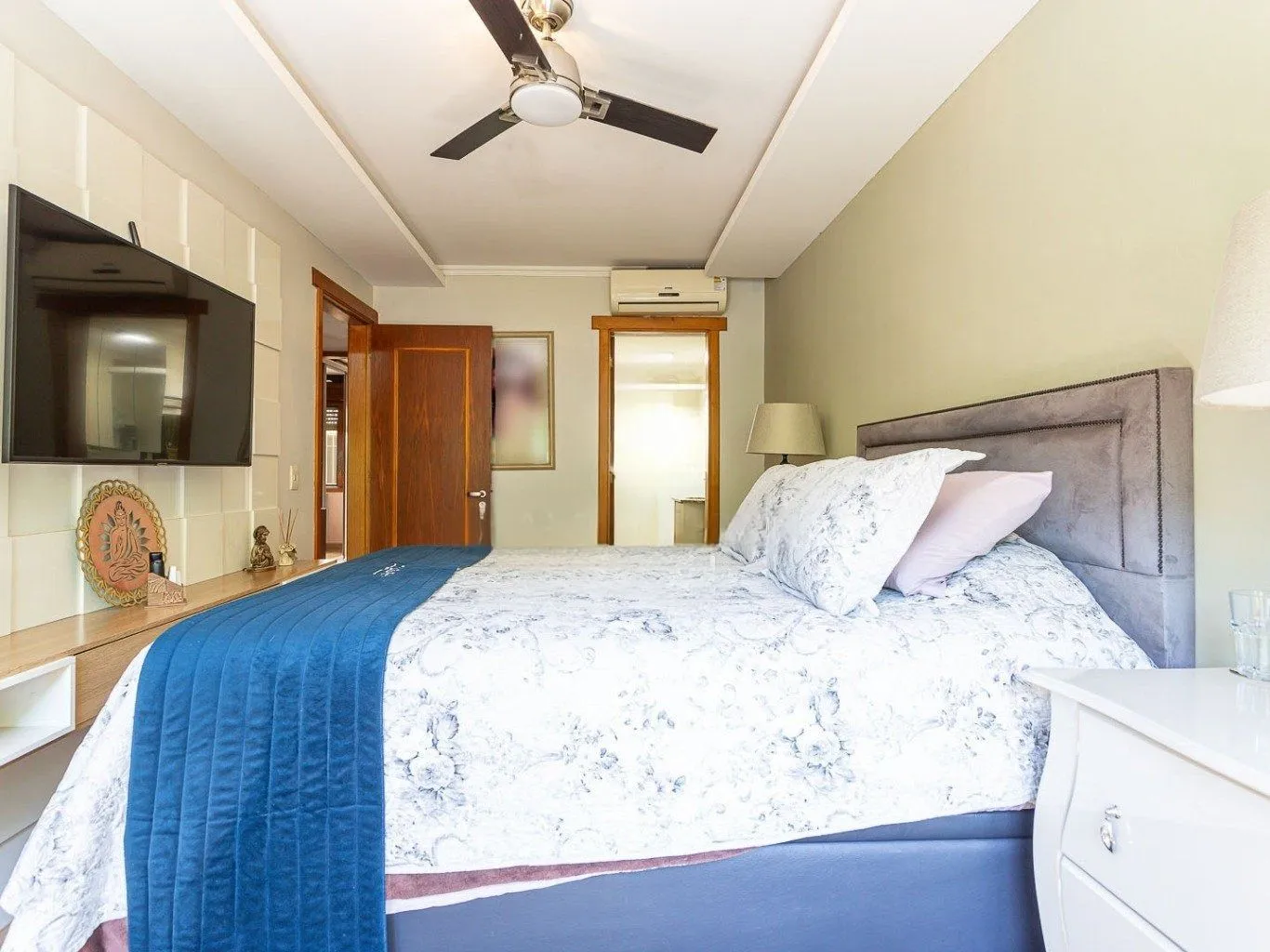 Imagem Apartamento Semi-mobiliado, 3 dormitórios, 2 vagas individuias - Vila Ipiranga