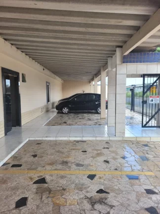 Imagem Casa duplex em condomínio fechado com área de lazer