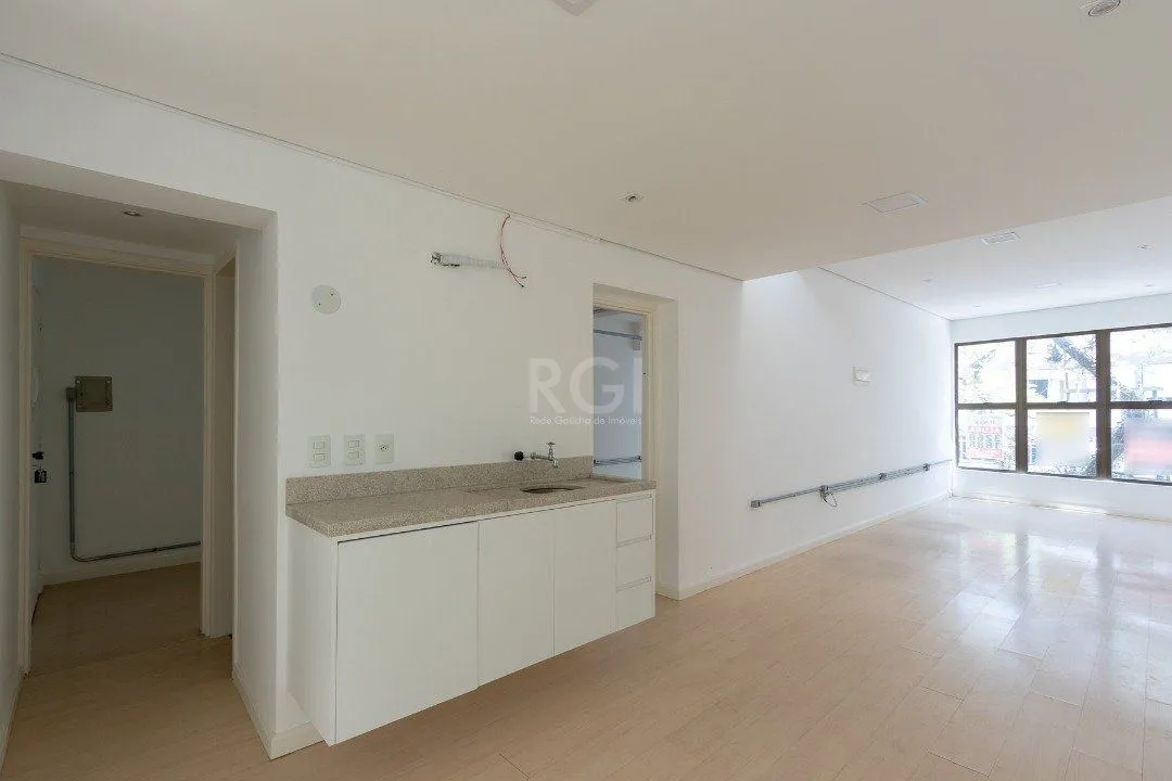 Imagem Conjunto/Sala para Venda - 83.48m², 0 dormitórios, Cidade Baixa
