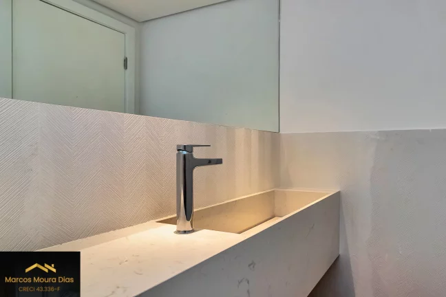 Imagem Apartamento 3 suítes, 2 vagas, 213,50 m2, reformadíssimo em Cerqueira Cesar