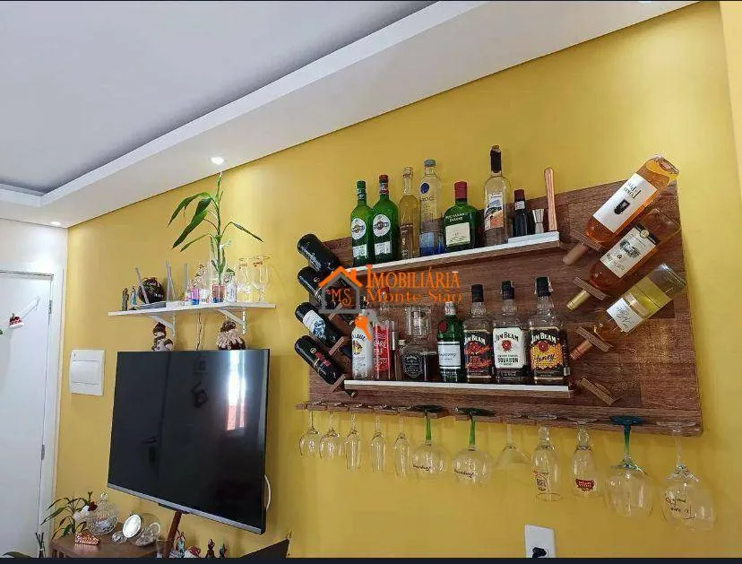 Imagem Apartamento com 2 dormitórios à venda, 37 m² por R$ 245.000,00 - Jardim Albertina - Guarulhos/SP