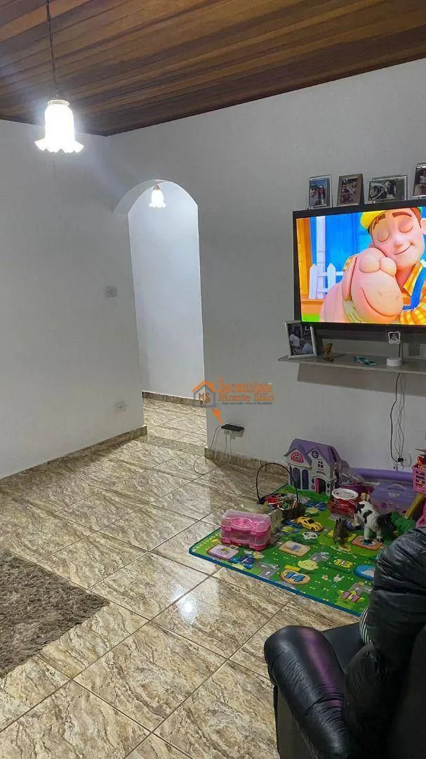 Imagem Casa com 5 dormitórios à venda, 300 m² por R$ 520.000,00 - Chácara Eldorado - Santa Isabel/SP