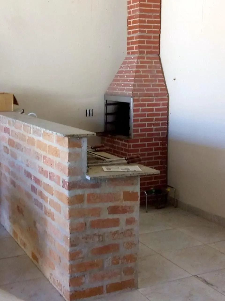 Imagem Casa à venda, em terreno de 550,00 M2, jardins, piscina, sol da tarde, rua tranquila. ambientes espaçosos.