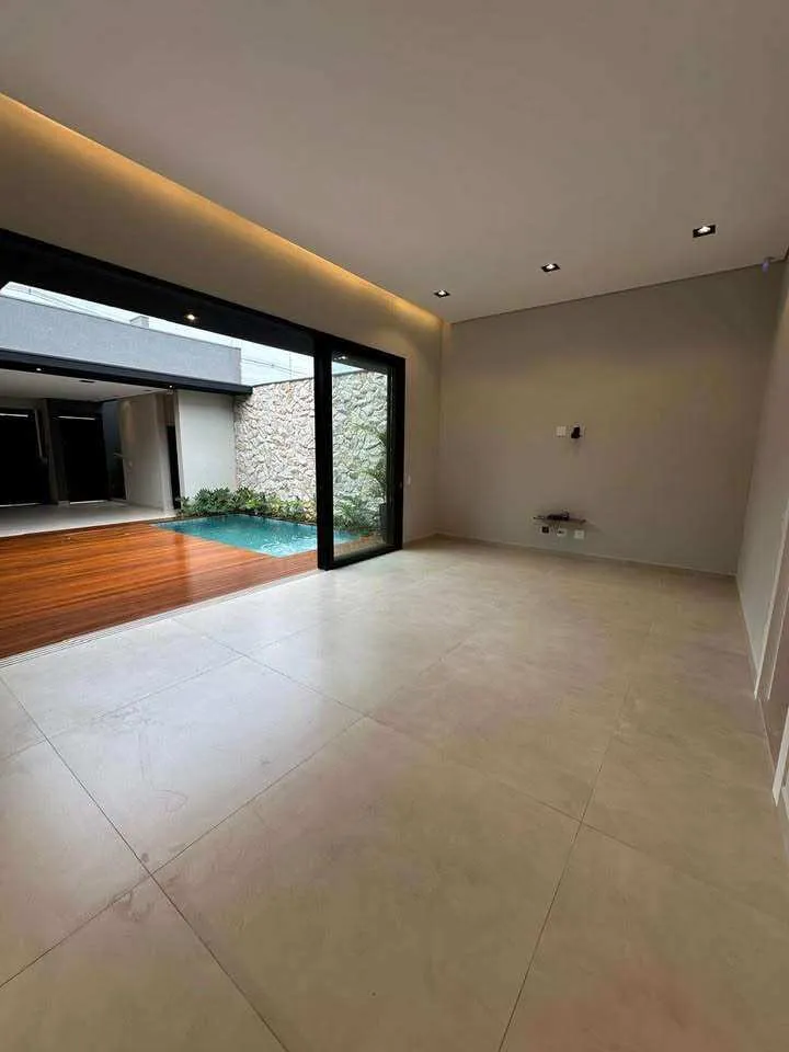 Imagem Casa à venda em Franca, Jardim Santa Lúcia, com 3 quartos, 199m2