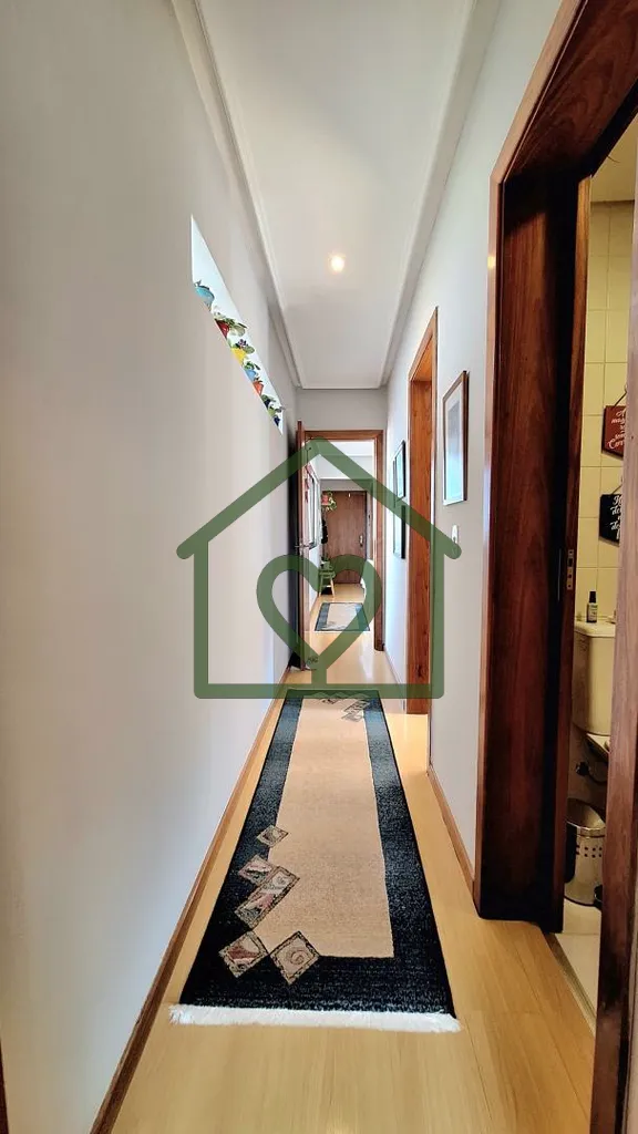 Imagem A/J BROKERS VENDE APARTAMENTO IMPECÁVEL NO BAIRRO PETRÓPOLIS EM PORTO ALEGRE 
 
Destaques: 
 Área...