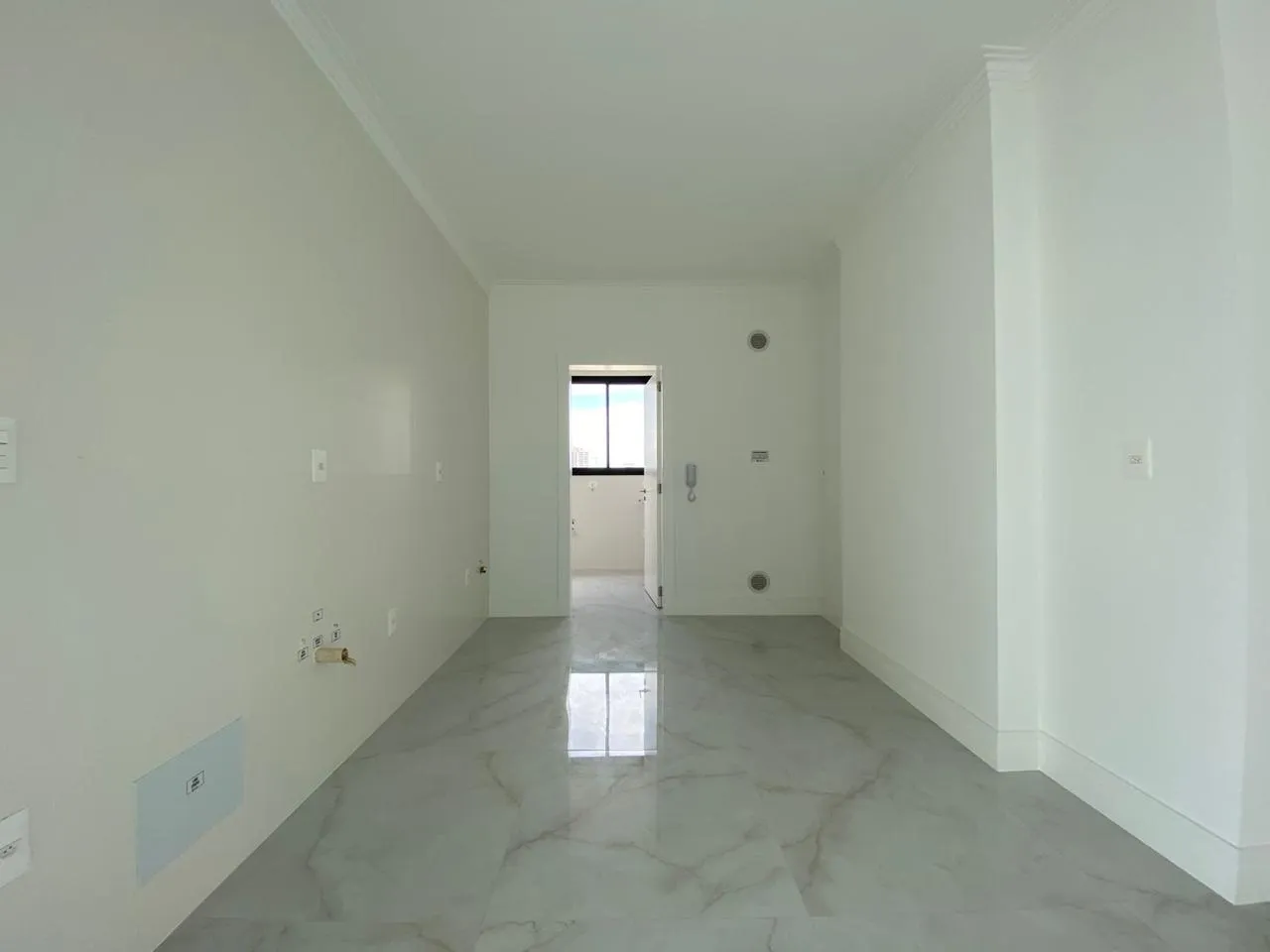 Imagem Apartamento com vista para o mar à venda com 135m2 por R$ 2.550.000,00