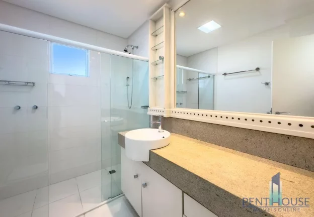 Imagem Apartamento Zona Central para Venda em Balneário Camboriú, CENTRO, 3 dormitórios, 3 suítes, 4 banheiros, 2 vagas
