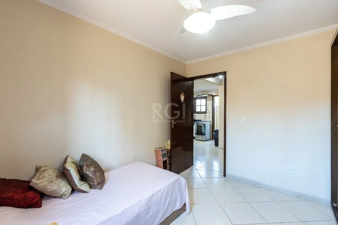 Imagem Casa Condominio para Venda - 107.13m², 3 dormitórios, sendo 1 suites, 1 vaga - Cavalhada
