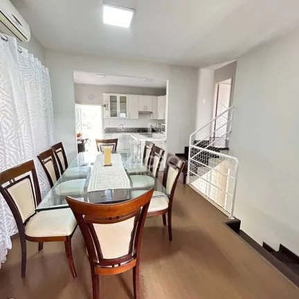 Imagem Casa | Amizade | 3 quartos ( sendo 1 suíte) | 192m² (378m² de terreno)