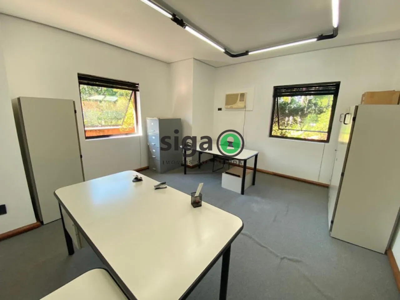Imagem Oportunidade Única nos Jardins - Sobrado Comercial