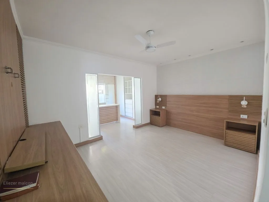 Imagem Casa com piscina, área gourmet a venda próximo ao centro de Poços de Caldas - MG