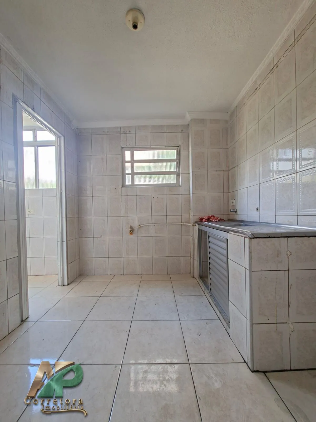 Imagem Apartamento à Venda em Taboão da Serra: 2 Dormitórios no Condomínio Vale dos Pinheiros