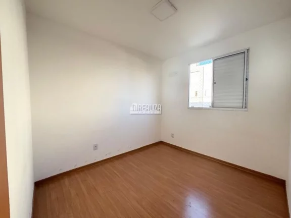 Imagem Apartamento de 2 dormitórios para venda no Condomínio Residencial Aguas Cristalinas, no bairro Conjunto Guanabara, Uberaba