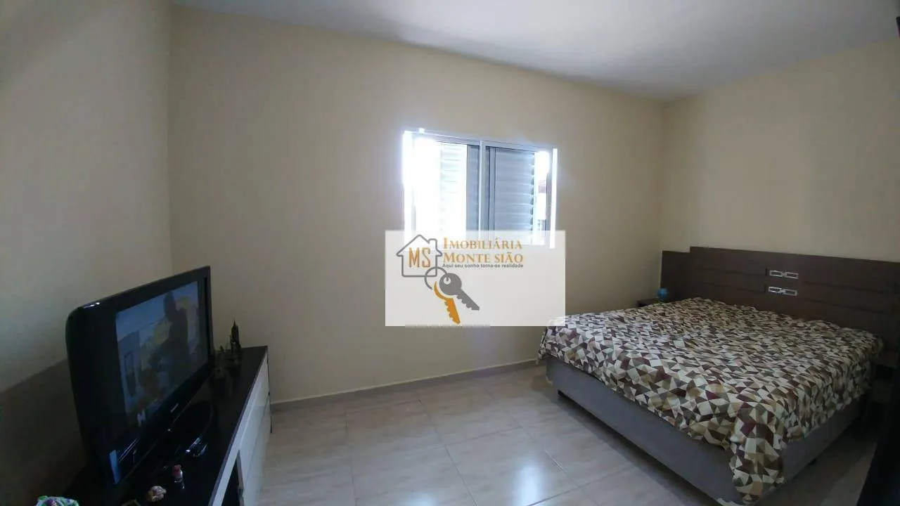 Imagem Sobrado com 4 dormitórios à venda, 190 m² por R$ 530.000,00 - Cidade Soberana - Guarulhos/SP