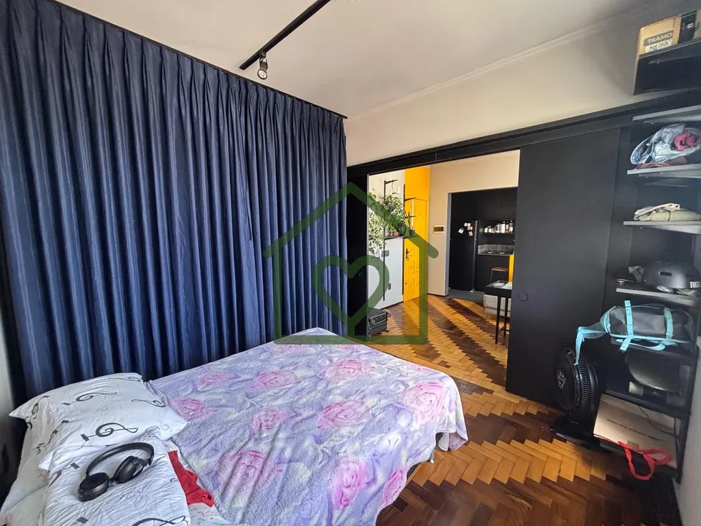 Imagem Vendo apartamento totalmente mobiliado e equipado, na Praça Conde esquina Duque de Caxias, a poucos...