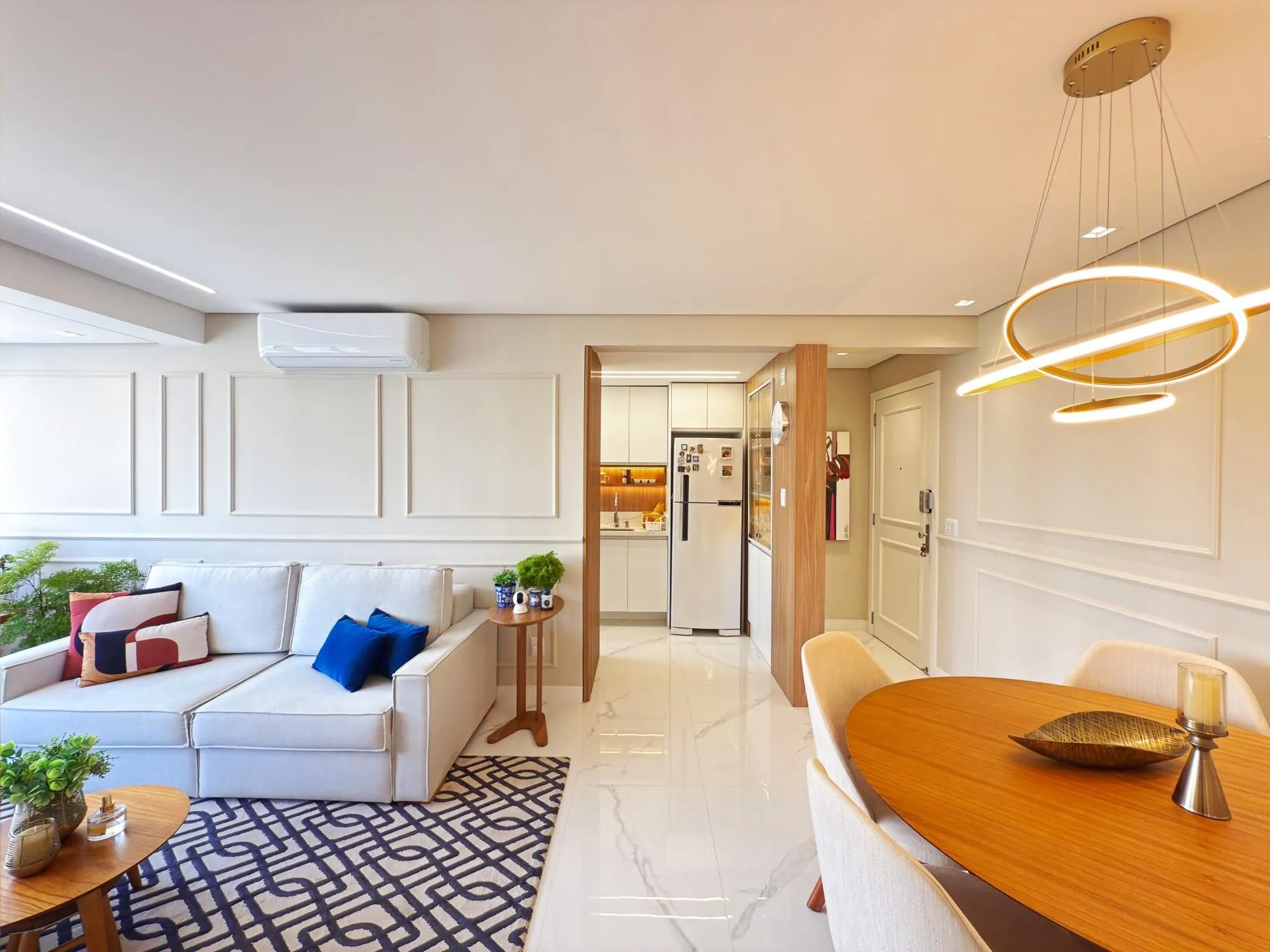 Imagem Belíssimo apartamento mobiliado e decorado 2 dorm 2 vagas c/piscina